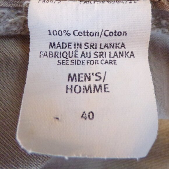 Eddie Bauer Khaki Cotton Size 40 Shorts. - Picture 9 of 9